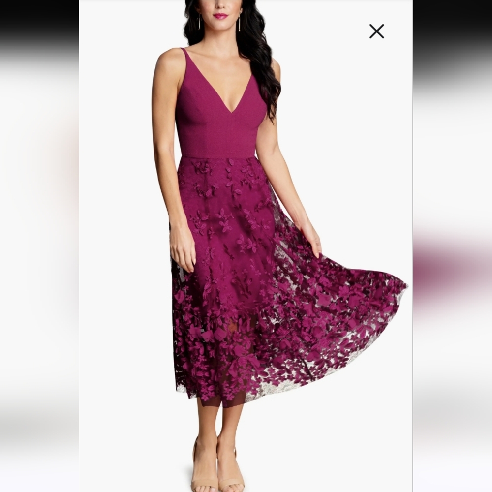 Darleen V-Neck Embroidered Mesh Cocktail Dress